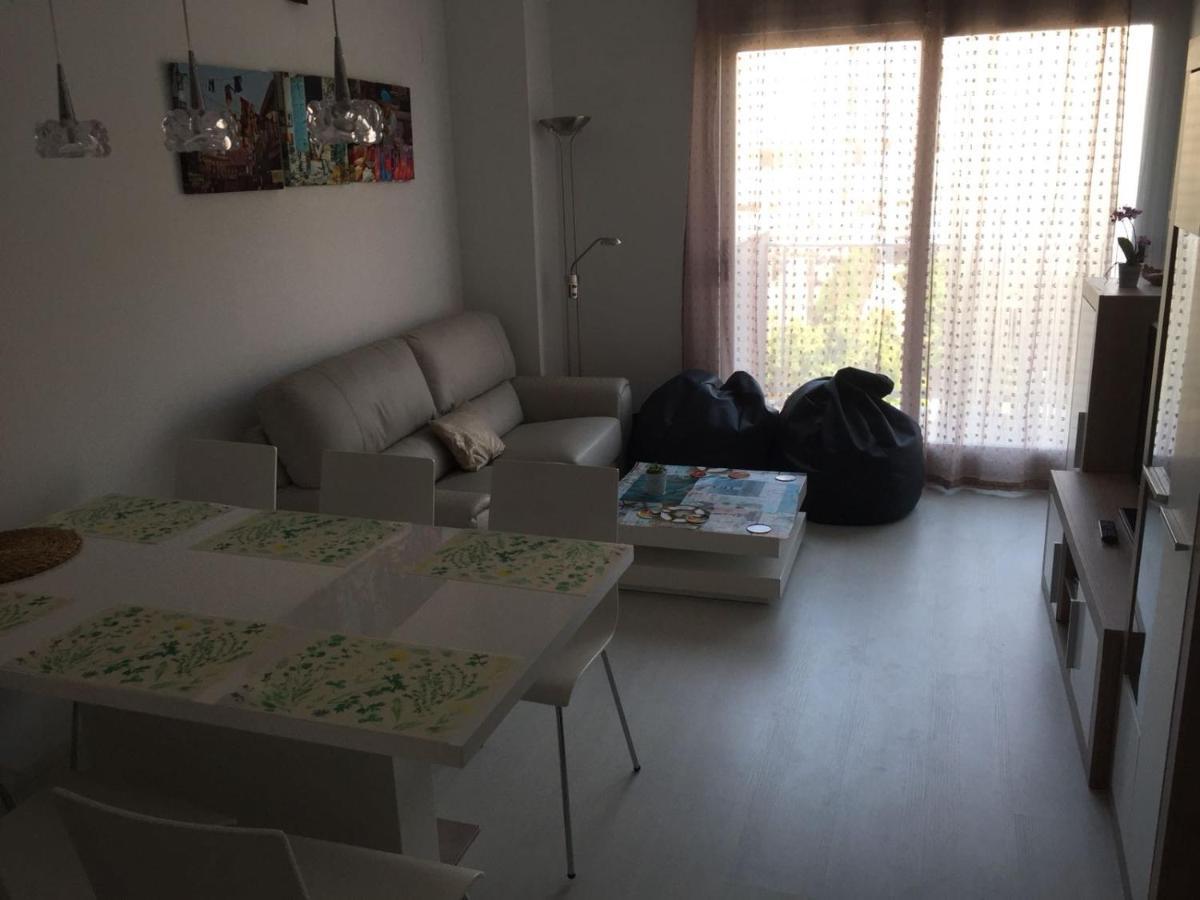 Edificio Attikos - Solo Familias Apartman Gandía Kültér fotó