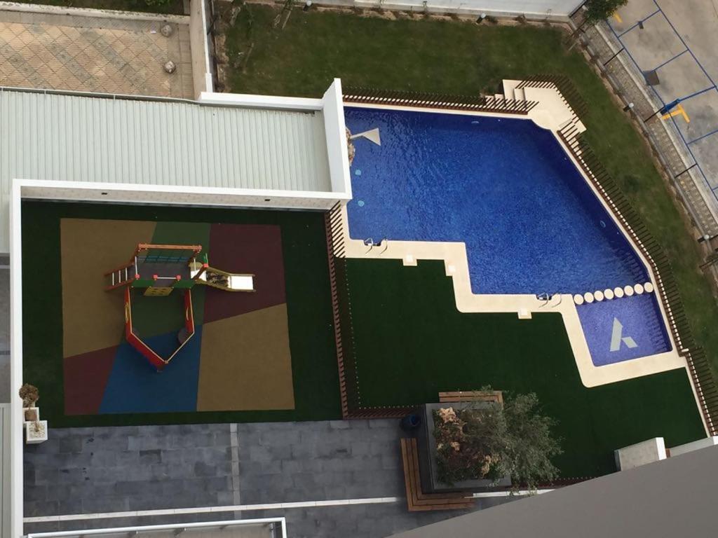 Edificio Attikos - Solo Familias Apartman Gandía Kültér fotó
